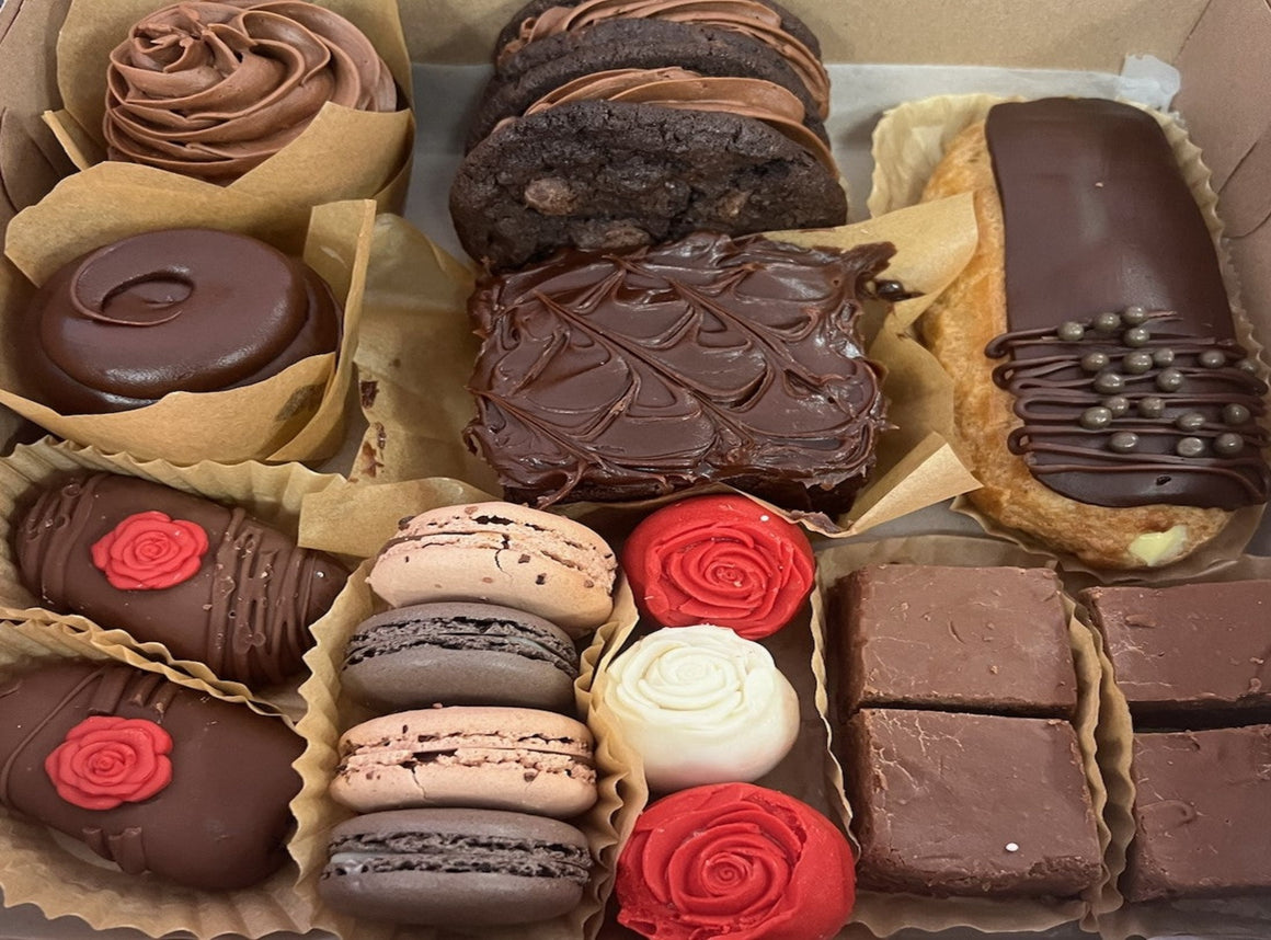 Large Chocolate Lover's Box